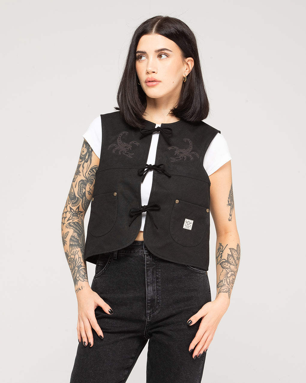 Scorpio Nomad Waxed Vest - Black